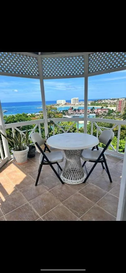 Kris'O Super Studio Ocho Rios 0*,